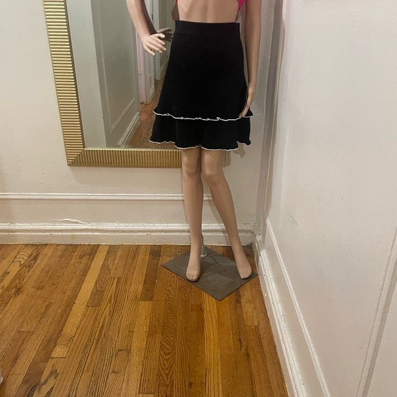 Michael Kors Black Mini Skirt with Ruffle Trim - Picture 9 of 11